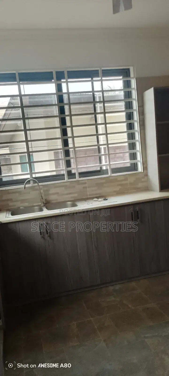 3bdrm Apartment in Sinco Properties, East Legon for rent