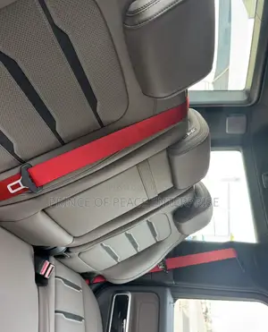 Red Seat Belts ( Fiver Pieces ) Available