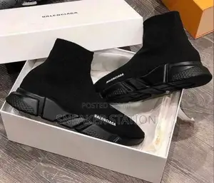 Balanciaga Speed Trainer All Black