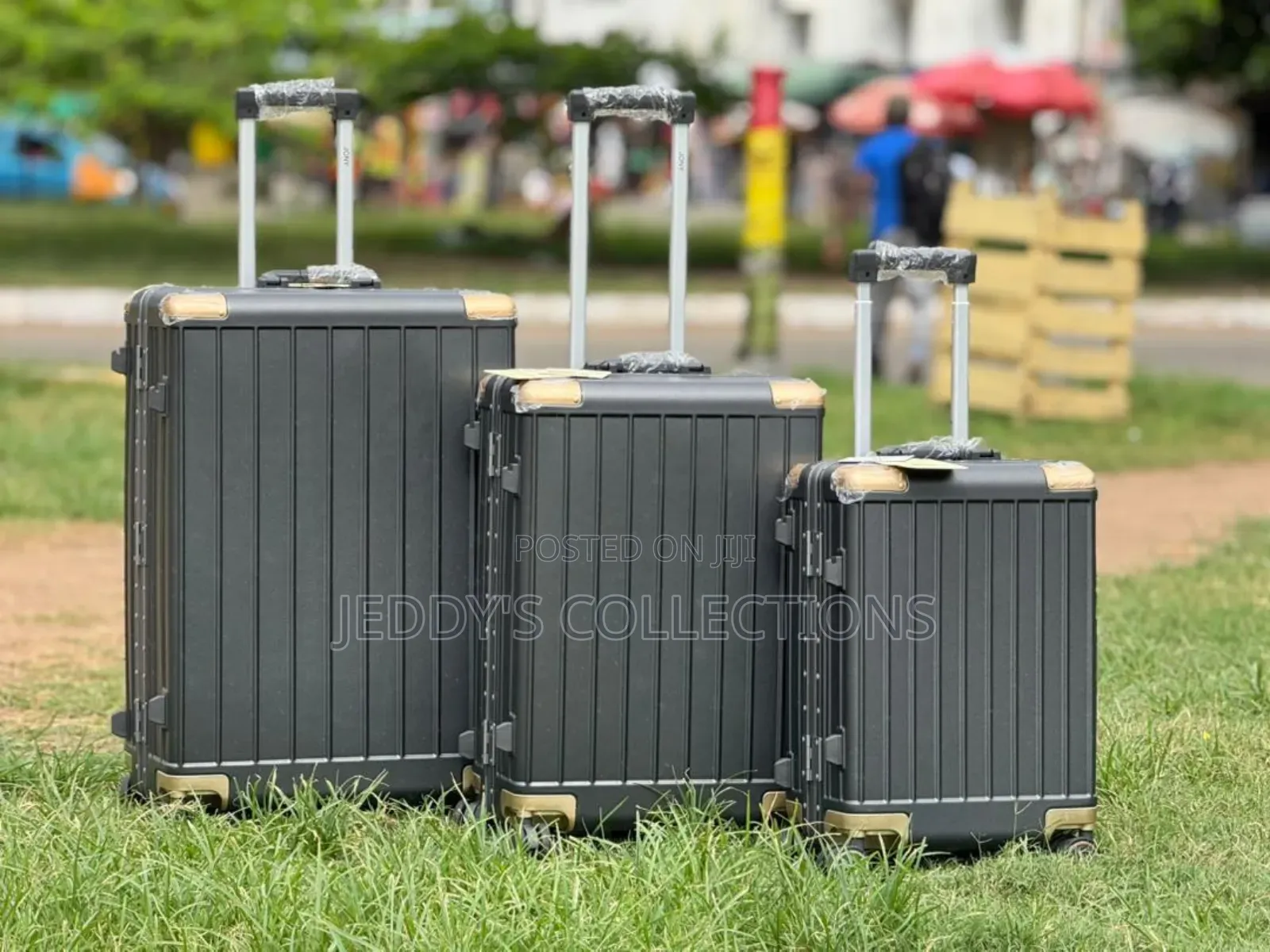 Luxurious Aluminium Zipless With a High-Quality Exterior Design