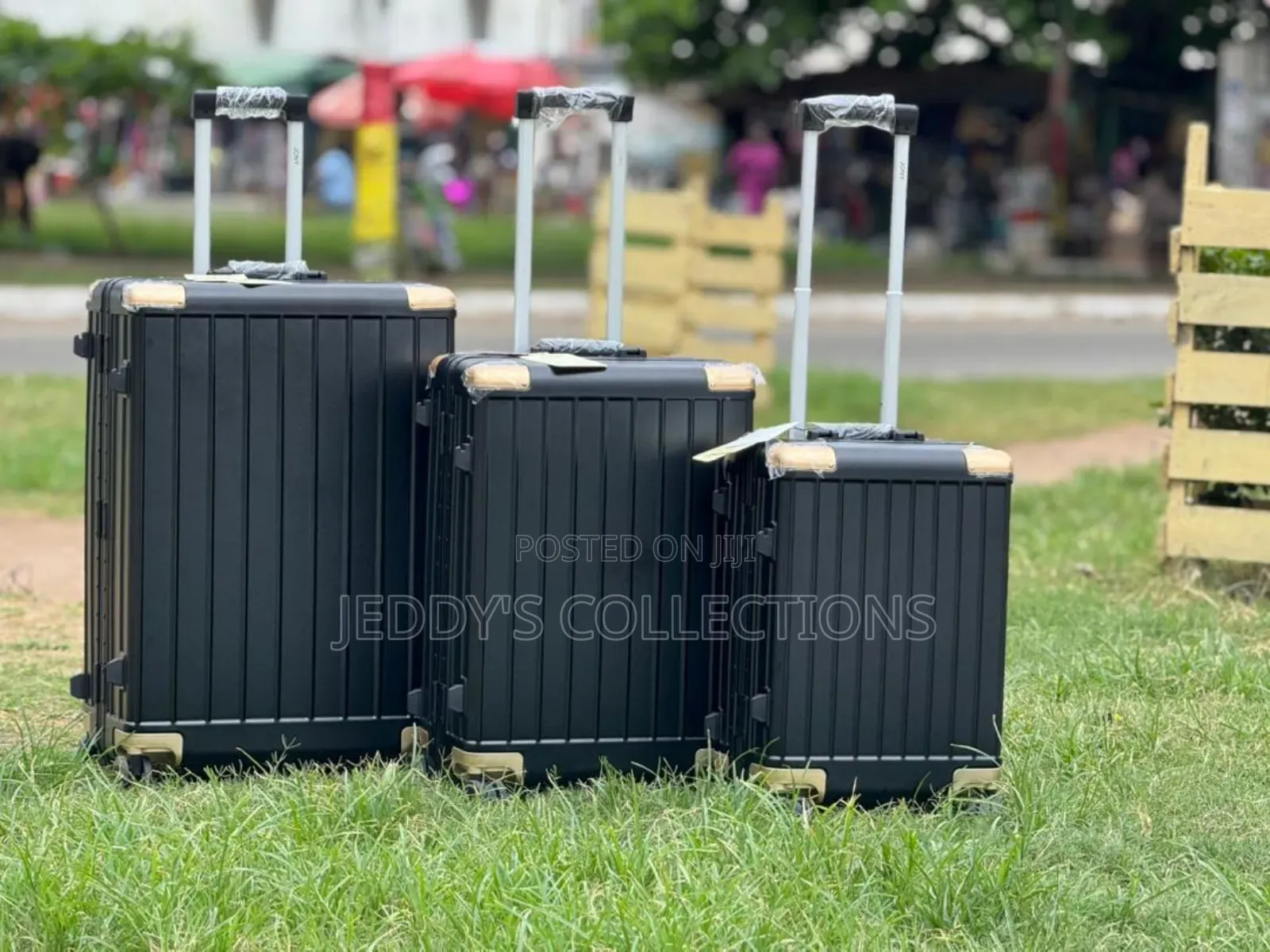 Luxurious Aluminium Zipless With a High-Quality Exterior Design