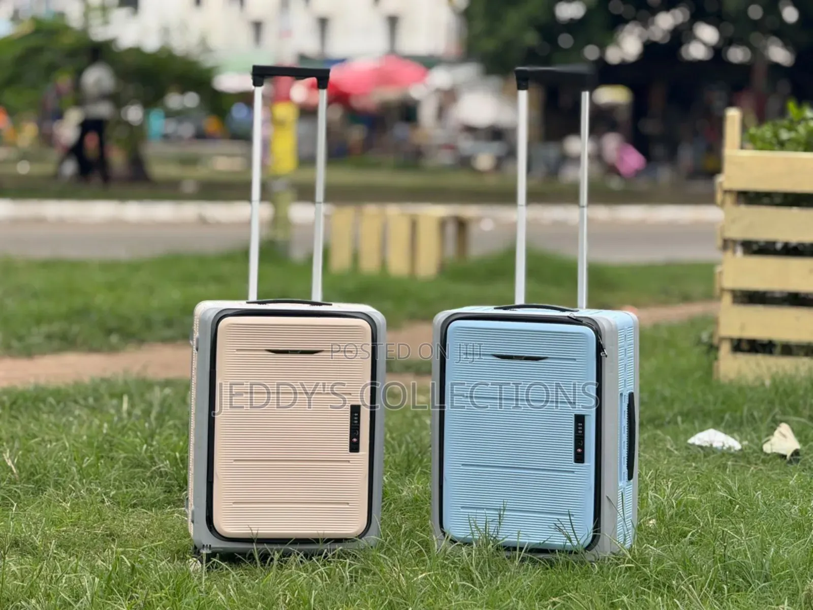 Foldable Pc Suitcase With 360 Wheels and Its 20-Inch Tall
