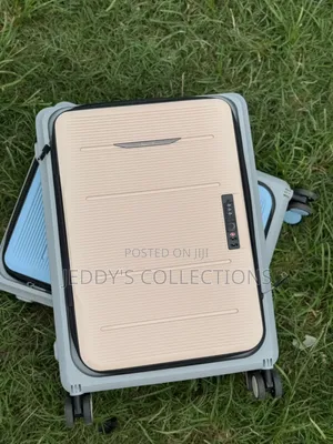 Foldable Pc Suitcase With 360 Wheels and Its 20-Inch Tall