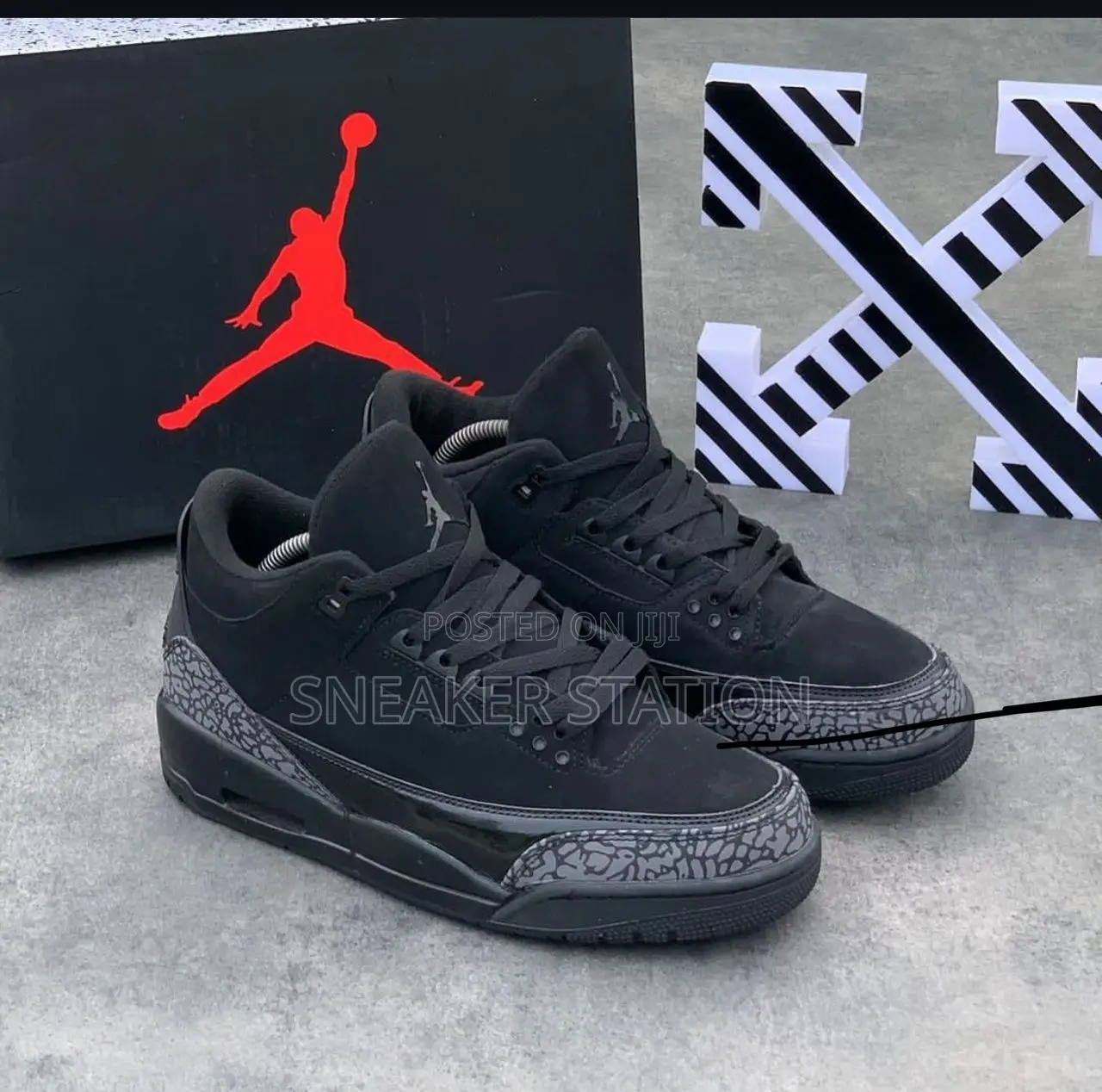 Air Jordan Retro 3 Black Cat