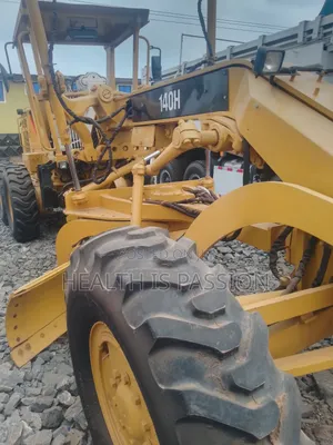Do You Want Brand New Caterpillar Grader 140h to Buy? Just Call.