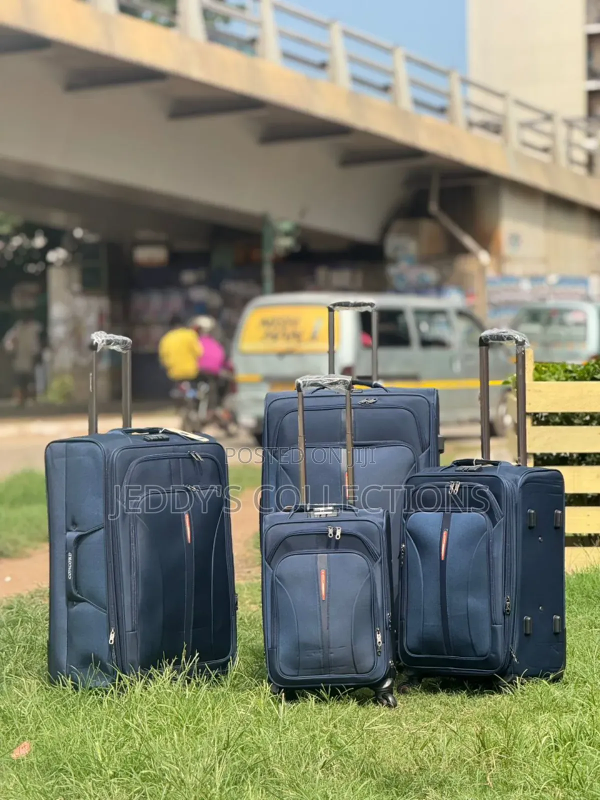 Strong Material Trolling Travelling With Expandable Zipper
