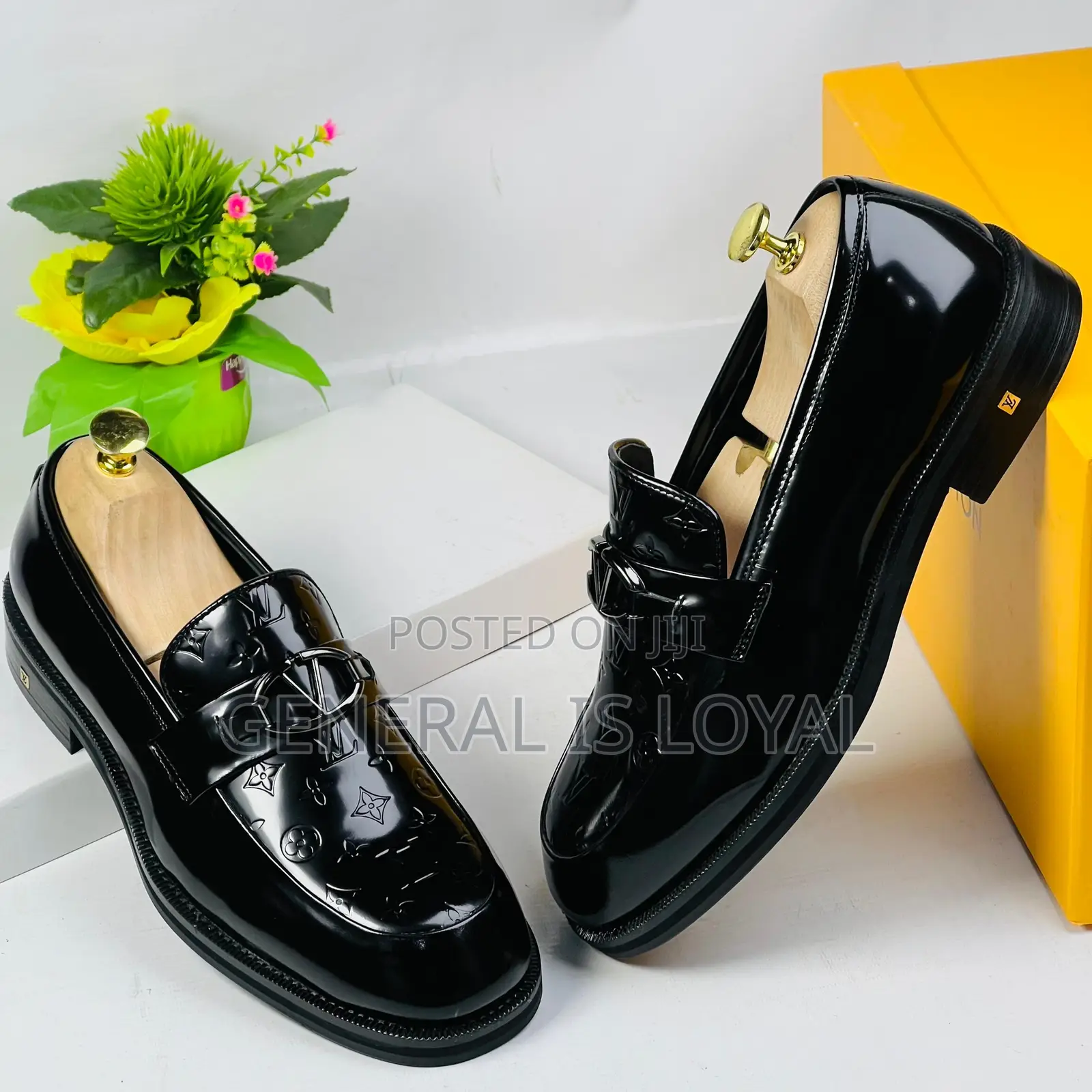 Louis Vuitton Black Classic Men Shoe