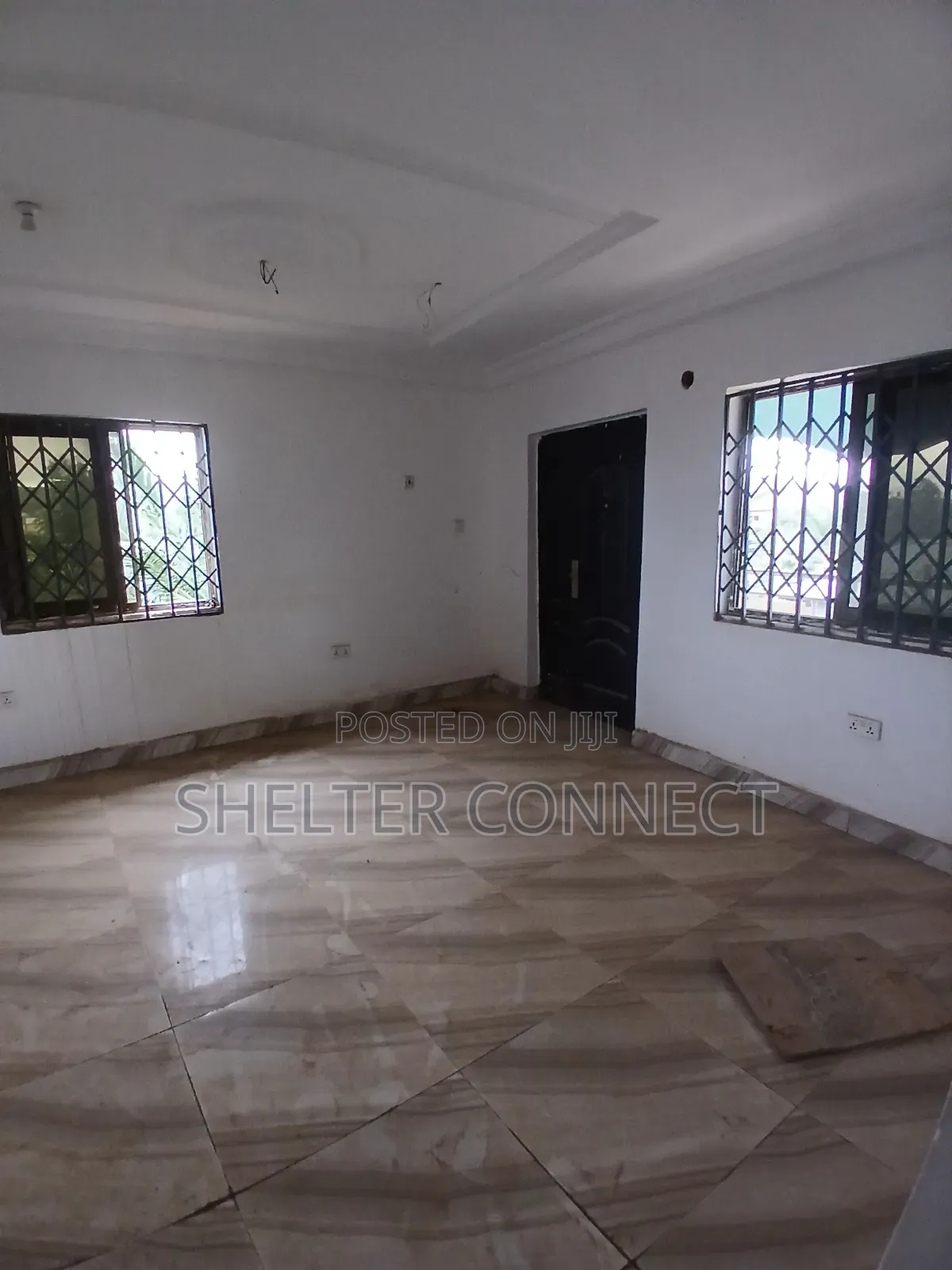 16bdrm Apartment in Abokobi for sale