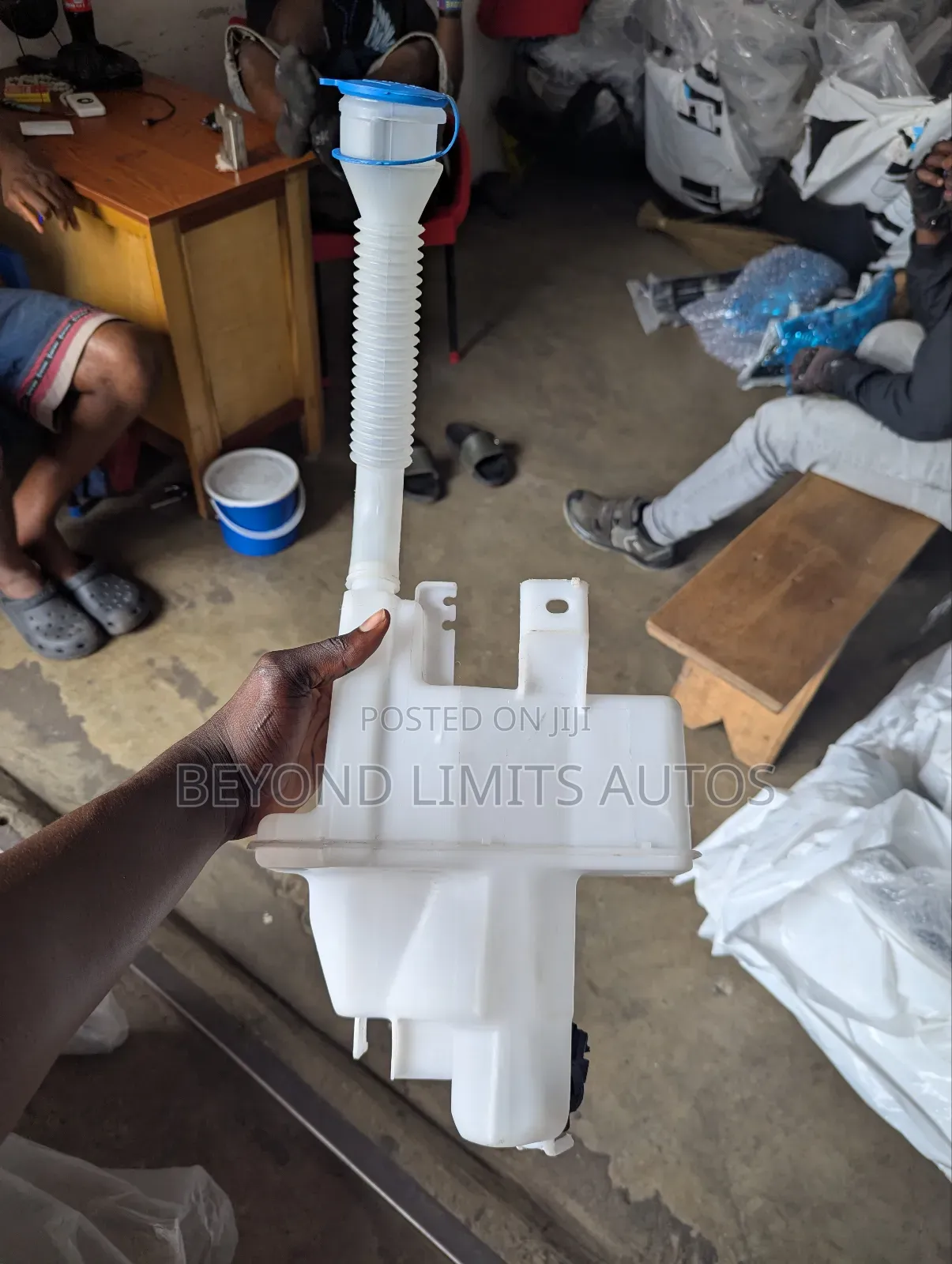 Mazda Cx,2020,2021 Wiper Bottle/Wiper Container