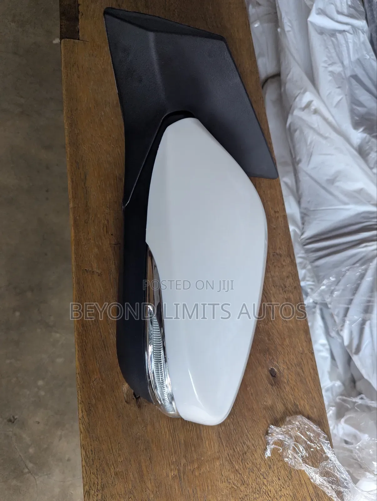 Hyundai Elantra 2011,2012,2013,2014,2015,2016 Side Mirror With Light