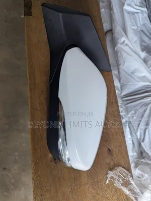 Hyundai Elantra 2011,2012,2013,2014,2015,2016 Side Mirror With Light