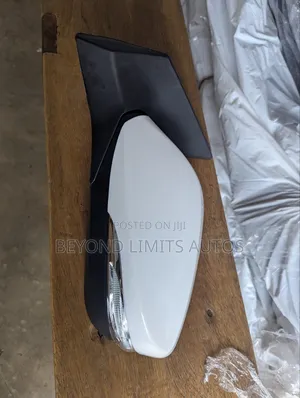 Hyundai Elantra 2011,2012,2013,2014,2015,2016 Side Mirror With Light