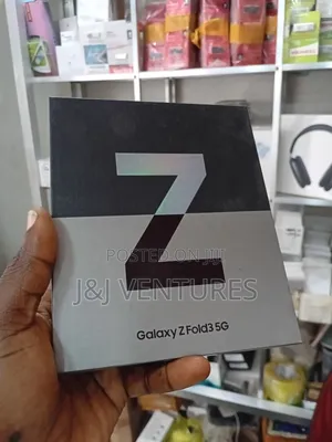 New Samsung Galaxy Z Fold 3 256 GB Black