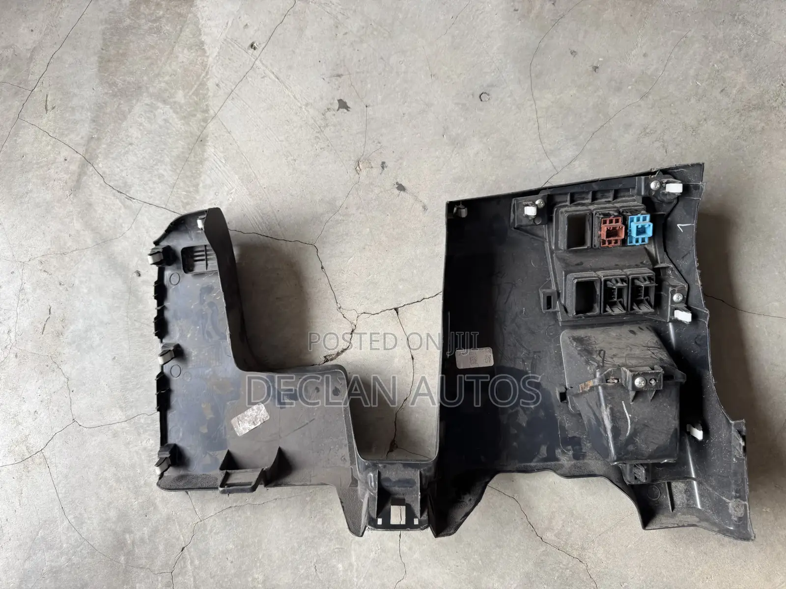 Honda Cr- V 2017-2020 Steering Colum Trim