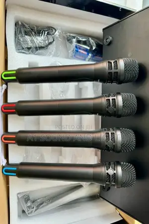 Shure Mx7070 4-in-1 Digital Microphone Set