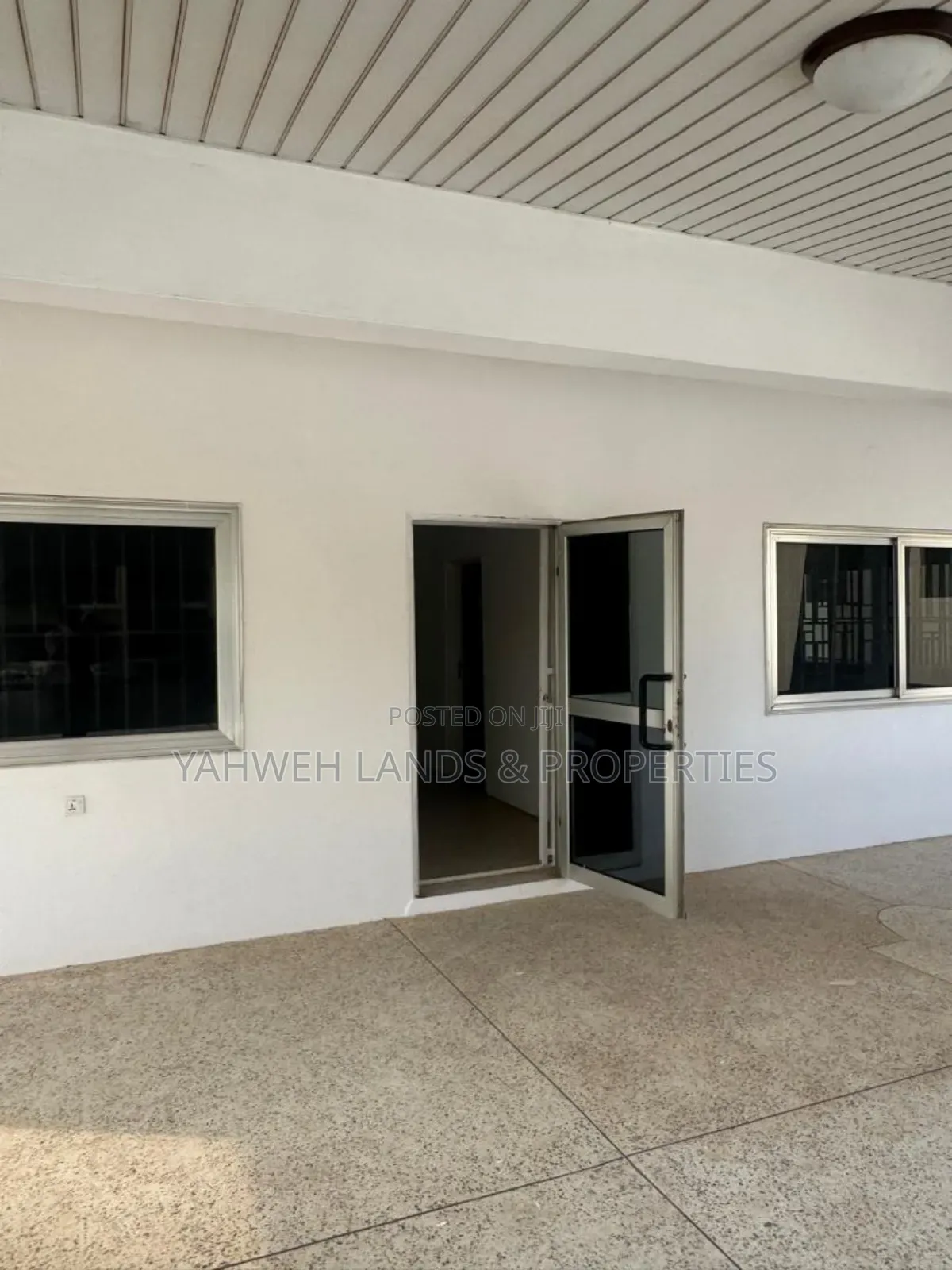 5bdrm House in East Legon for rent
