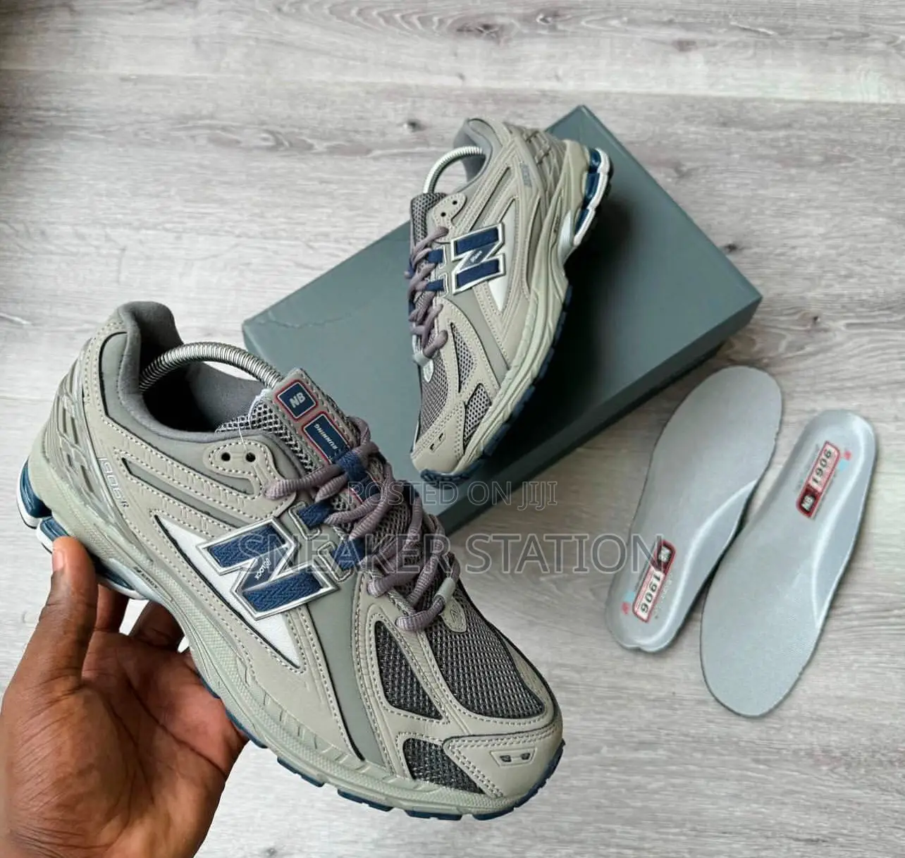 New Balance 1906r Grey Available