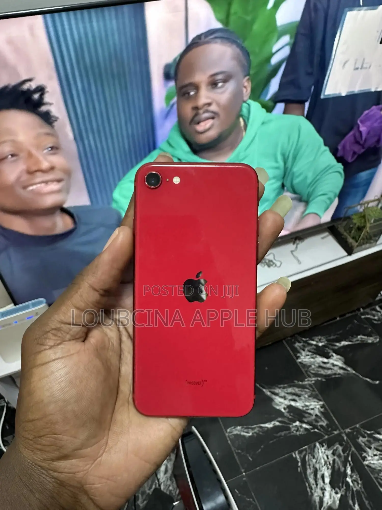 Apple iPhone SE (2020) 64 GB Red