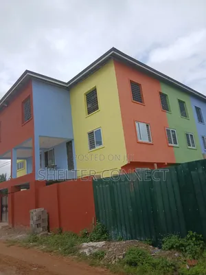 20bdrm Apartment in Teiman, Oyarifa for sale