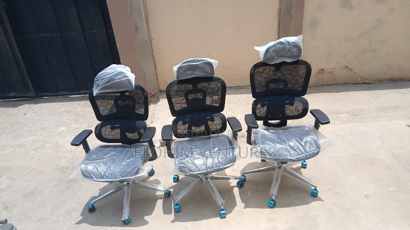 Orthopedic Swivel Chair