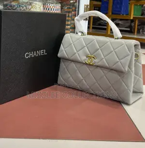 Quality Ladies Chanel Bag Fully Boxed