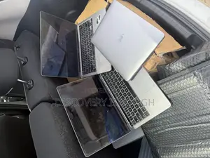 Laptop Apple MacBook Pro 2020 16GB Intel Core I5 SSD 512GB