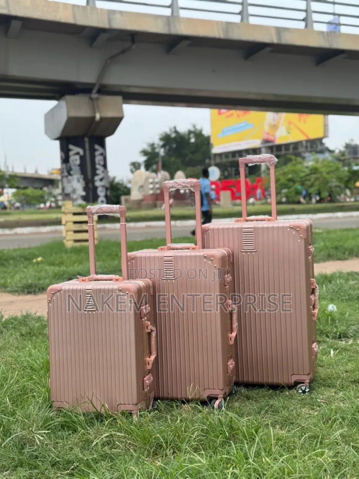 Black Zipless Trolling Travelling Luggage Set 3in1