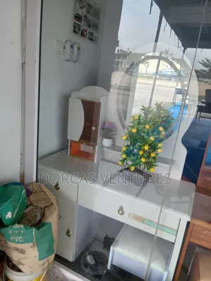 Fount Mirror