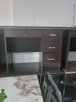 Wworkaholic Office Table