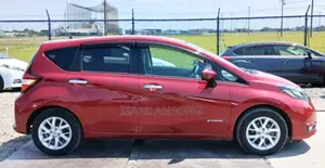 Nissan Note 1.2 Hybrid 2018 Red