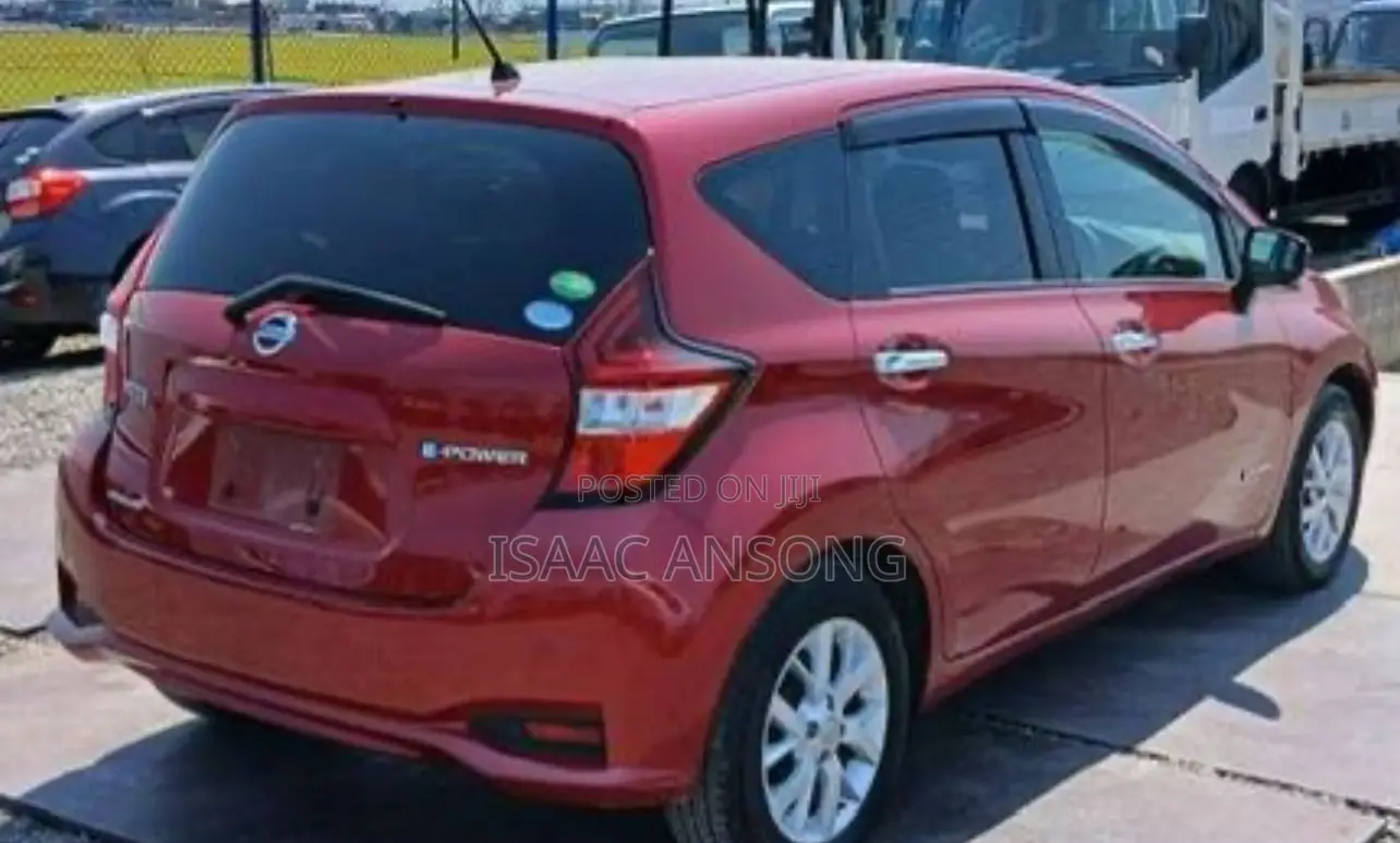 Nissan Note 1.2 Hybrid 2018 Red