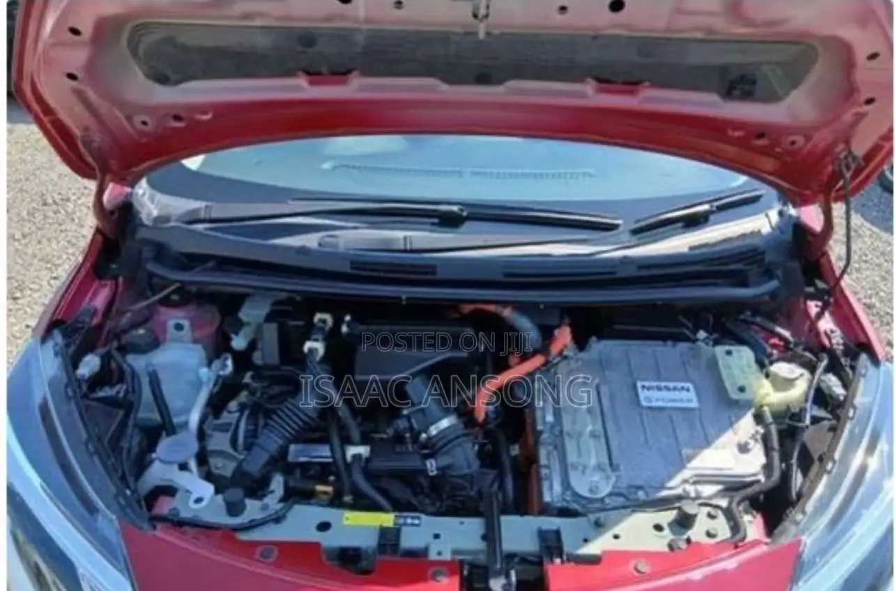 Nissan Note 1.2 Hybrid 2018 Red