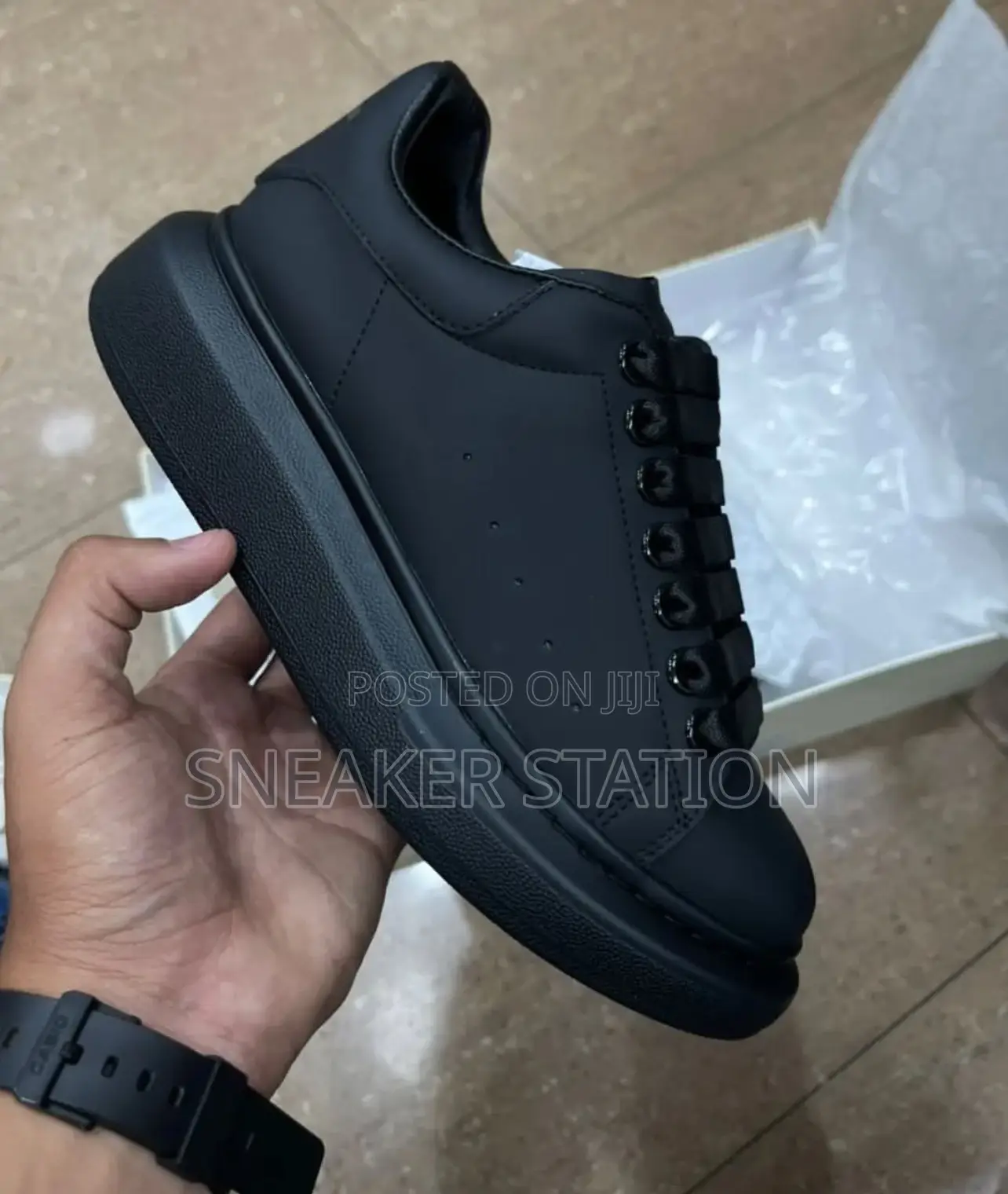 Alexander McQueen All Black Sneaker