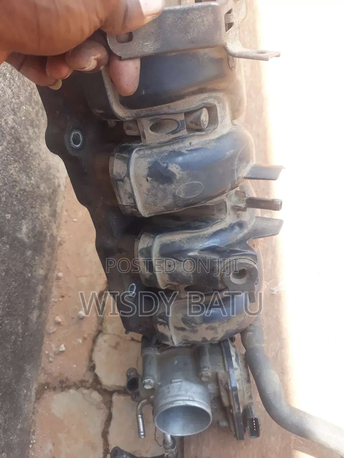 2012 Vitz Manifold and Throttle