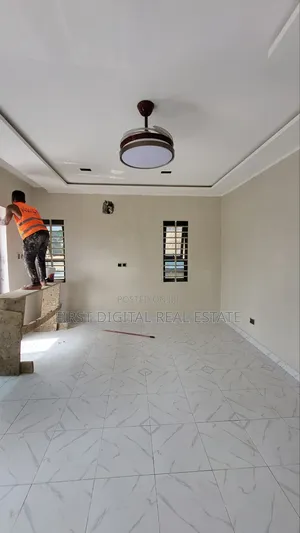 Swimming Pool 3 Bedroom for Sale at Bontianor Hills