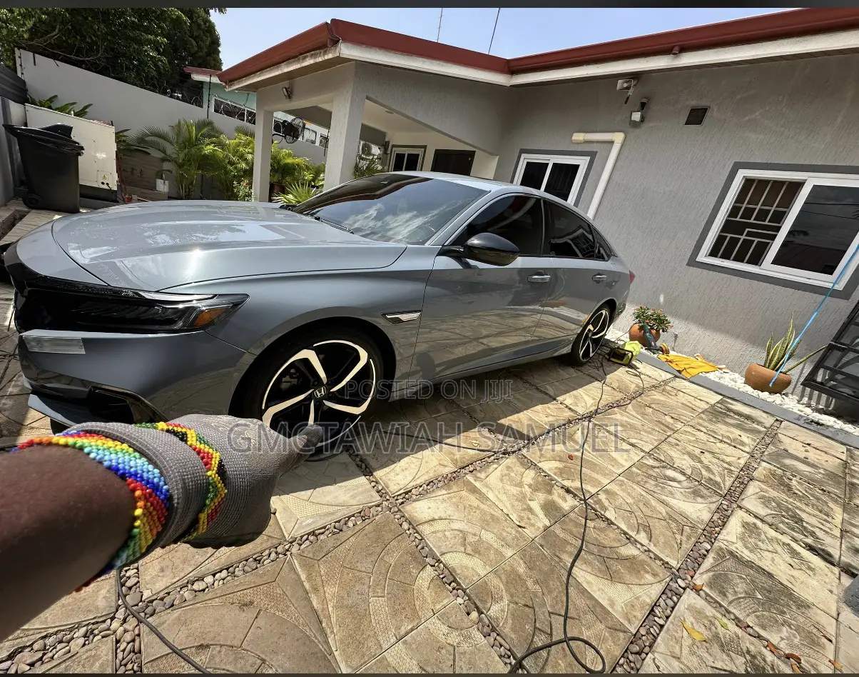 Car Polishing and Service