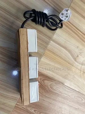 Heavy-Duty 3-Way Extension Board With Switches Indicator Lights