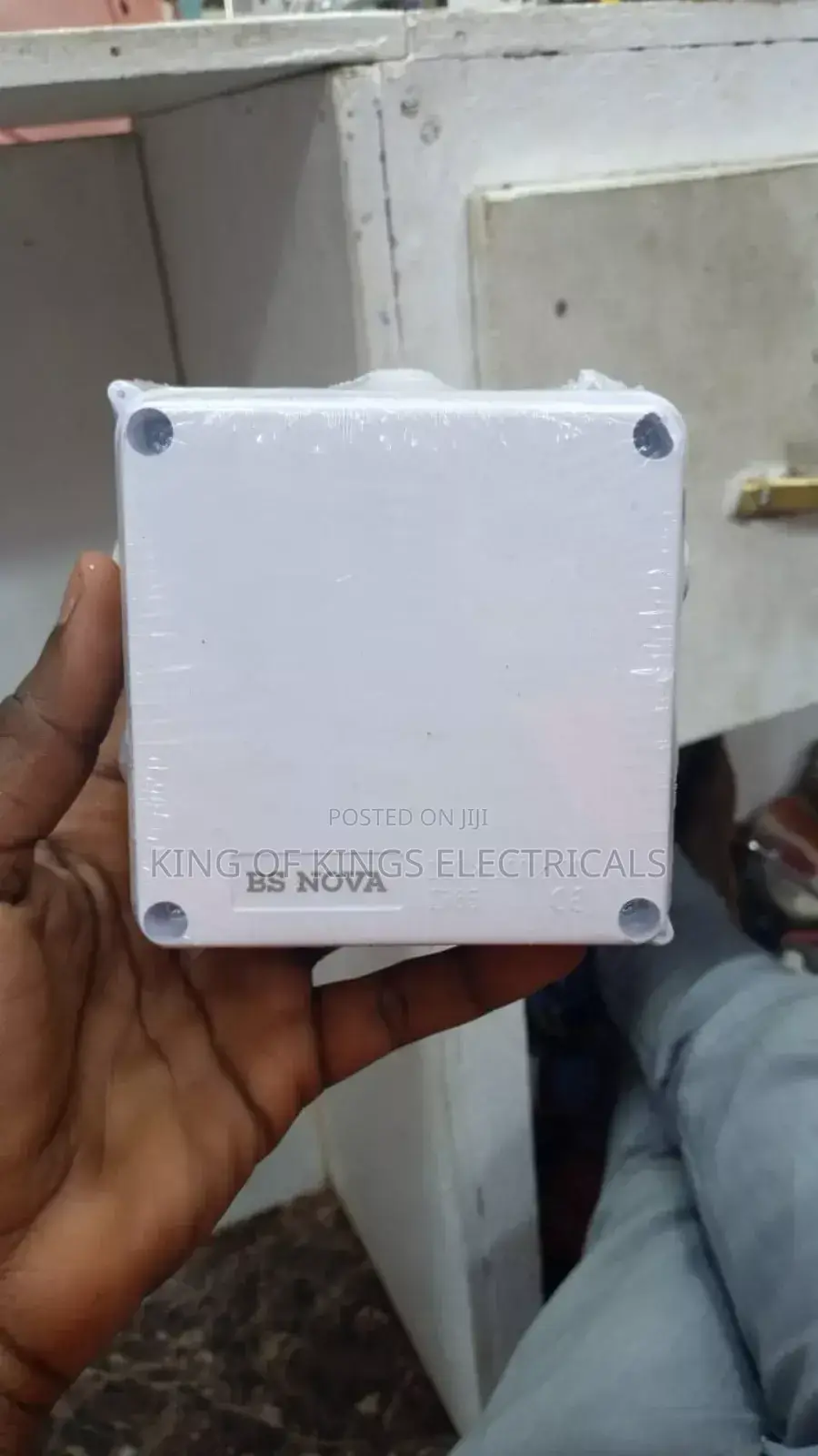 Waterproof Junction Box – 100×100×70mm (Ip65 Rated)