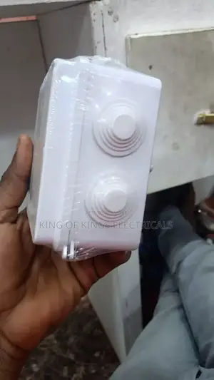 Waterproof Junction Box – 100×100×70mm (Ip65 Rated)