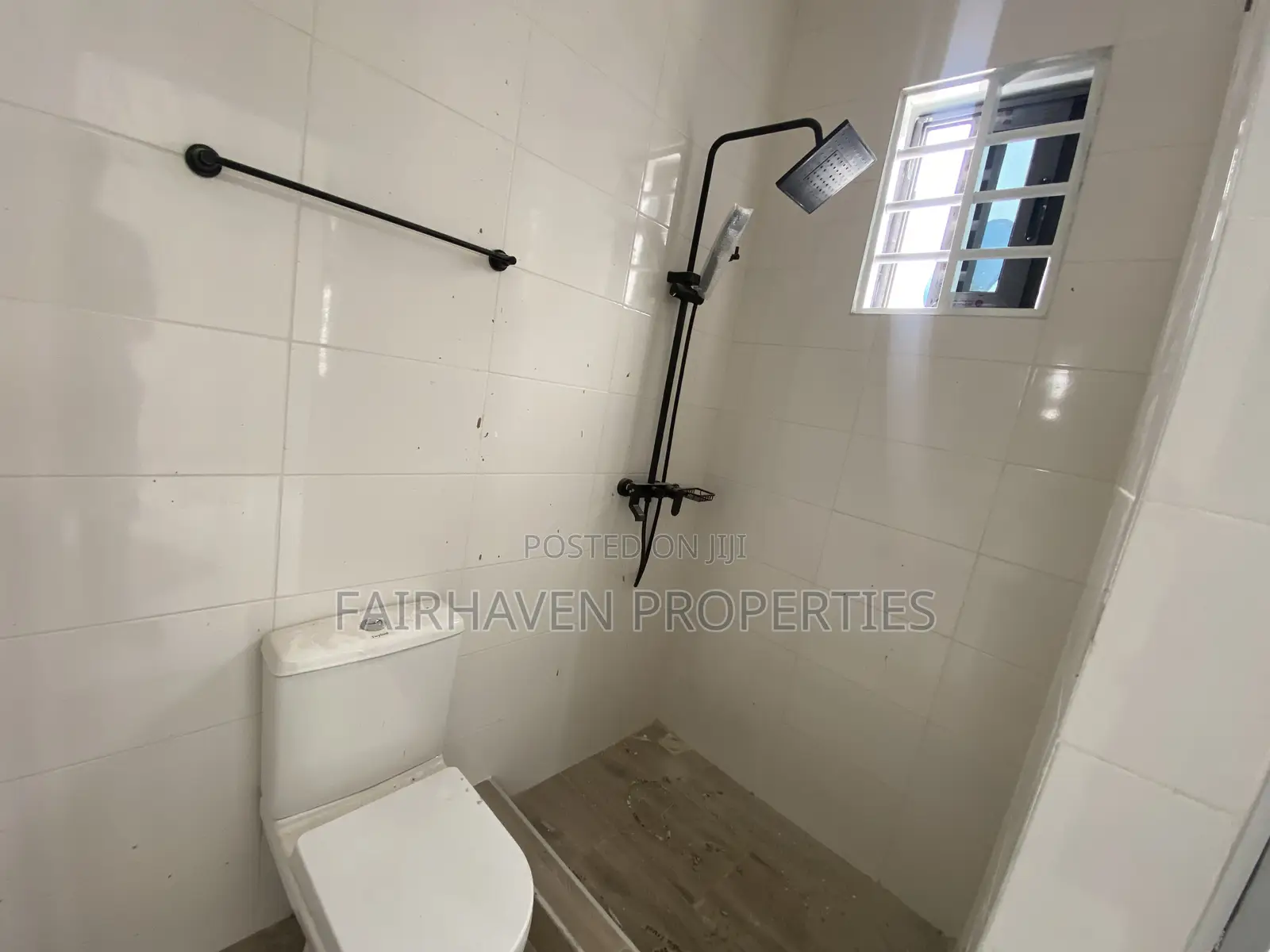 3bdrm House in Fairhaven Properties, Sakumono for sale