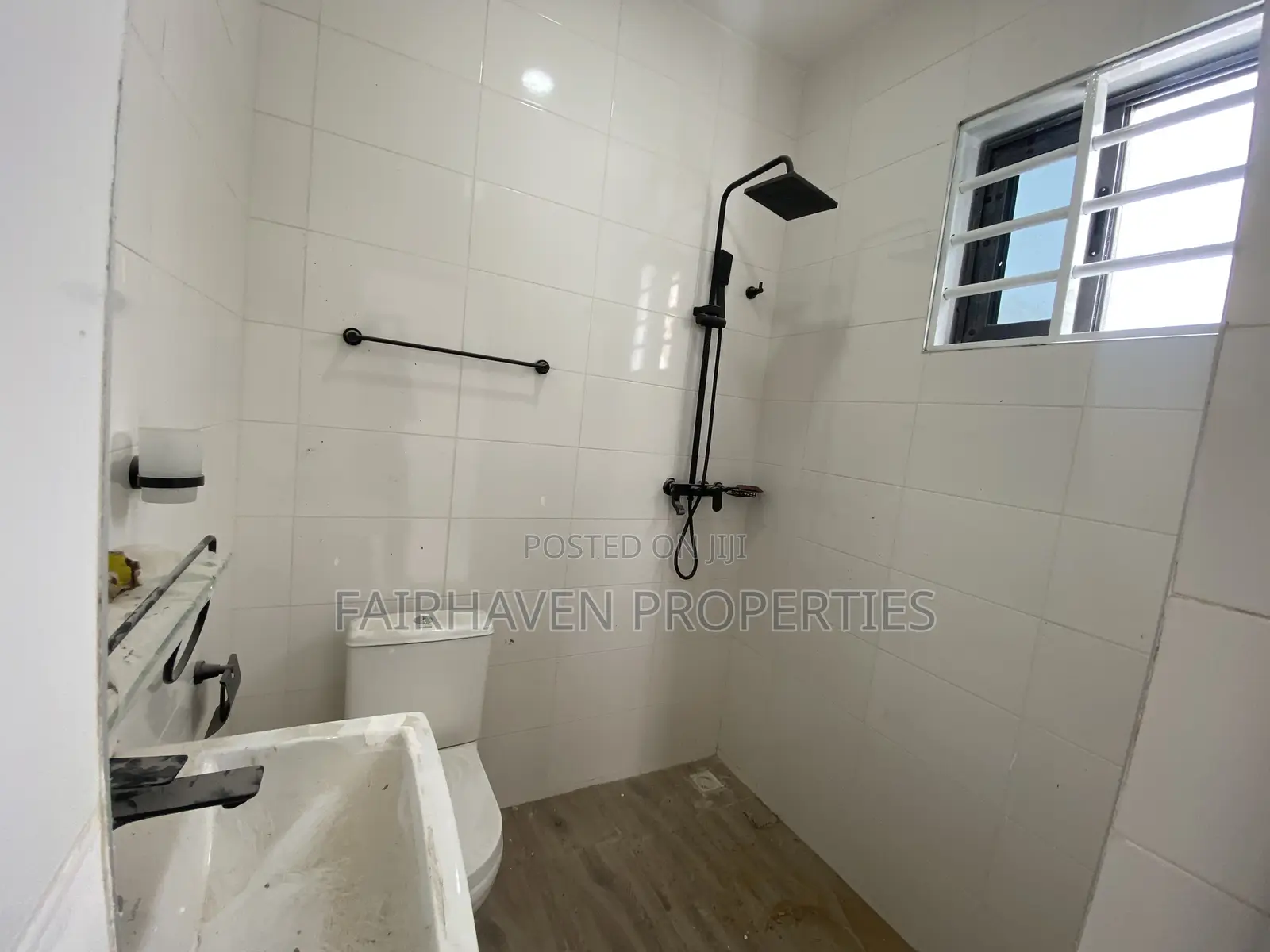 3bdrm House in Fairhaven Properties, Sakumono for sale