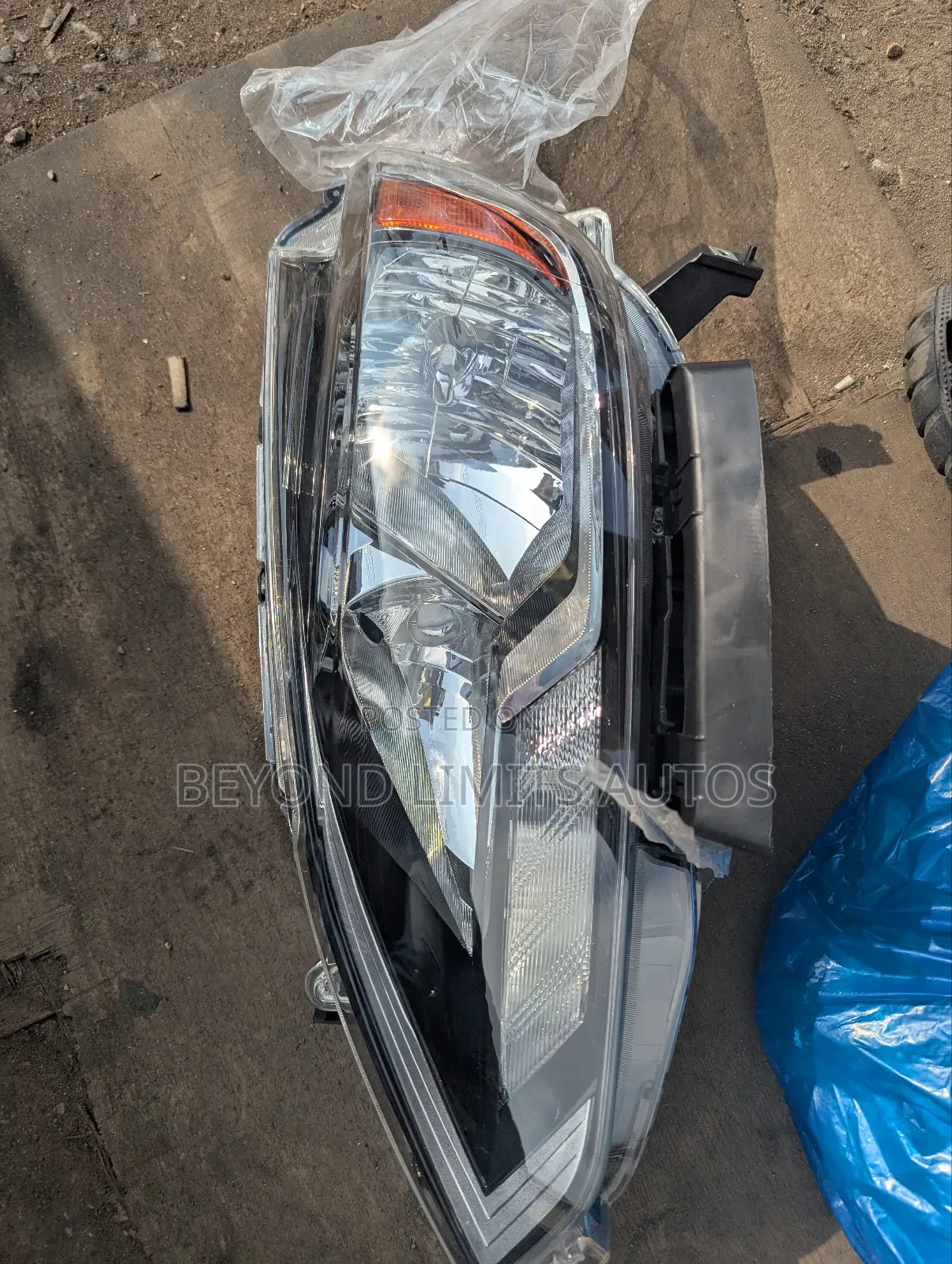 Nissan Sentra 2016,2017,2018,2019 Headlight/ Head Light