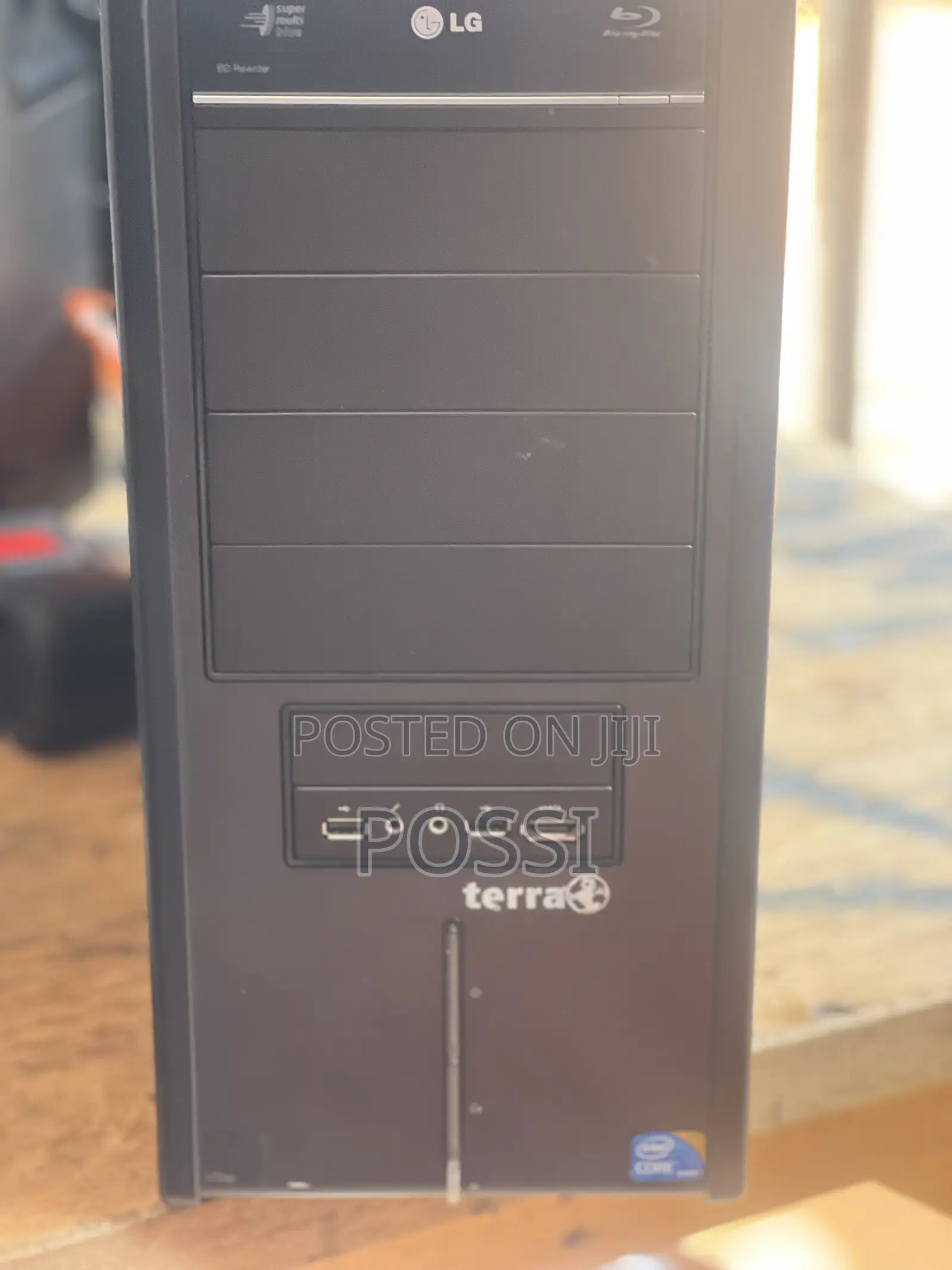 Server 8GB Intel Core I7 HDD 1.5T