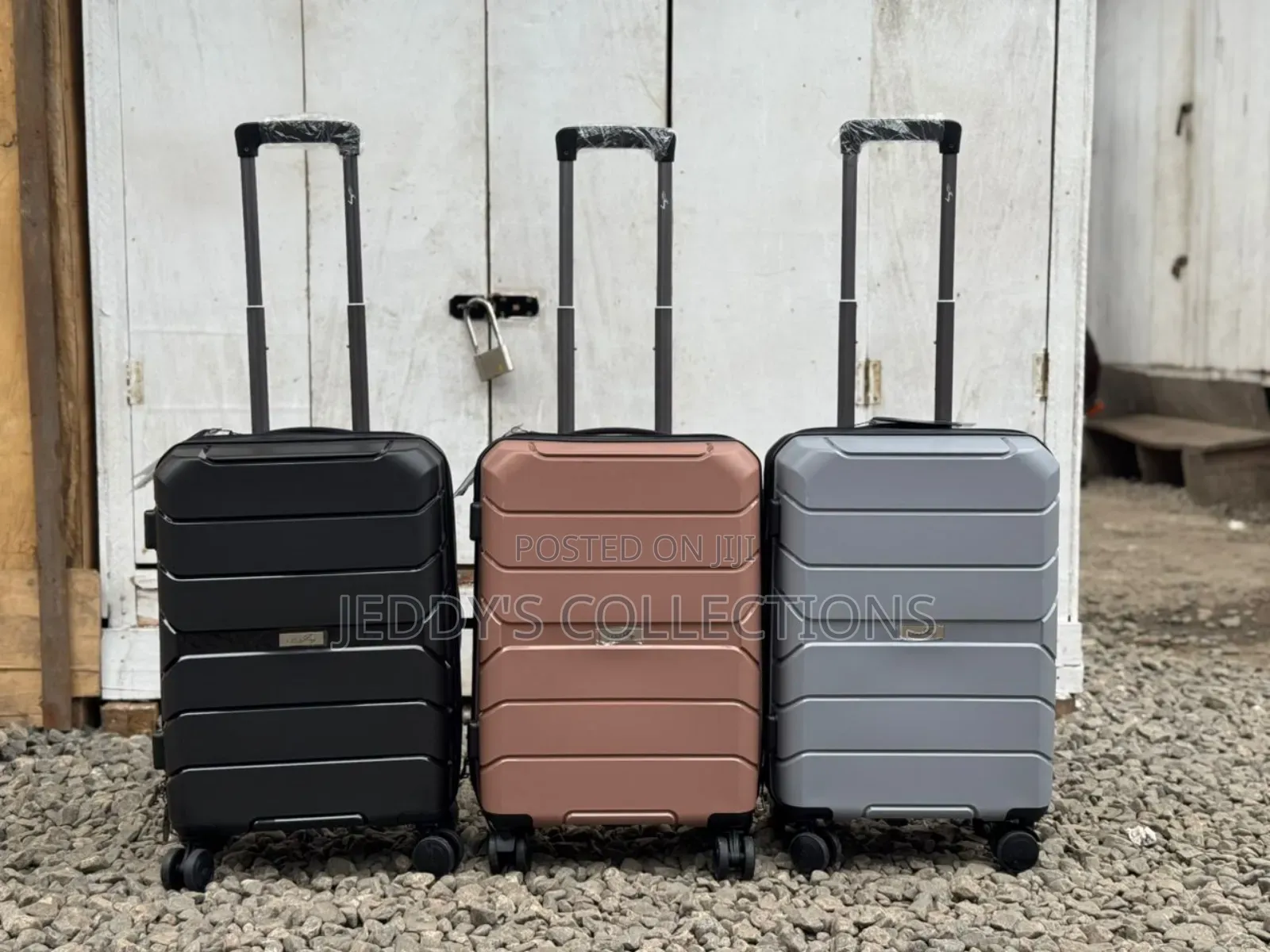 Small Size Trolling Travelling Luggage With Locks for Travel