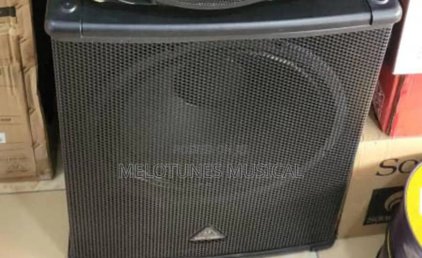 Behringer Eurolive High-Performance Active 3000 Watt Pa Subwoofer.