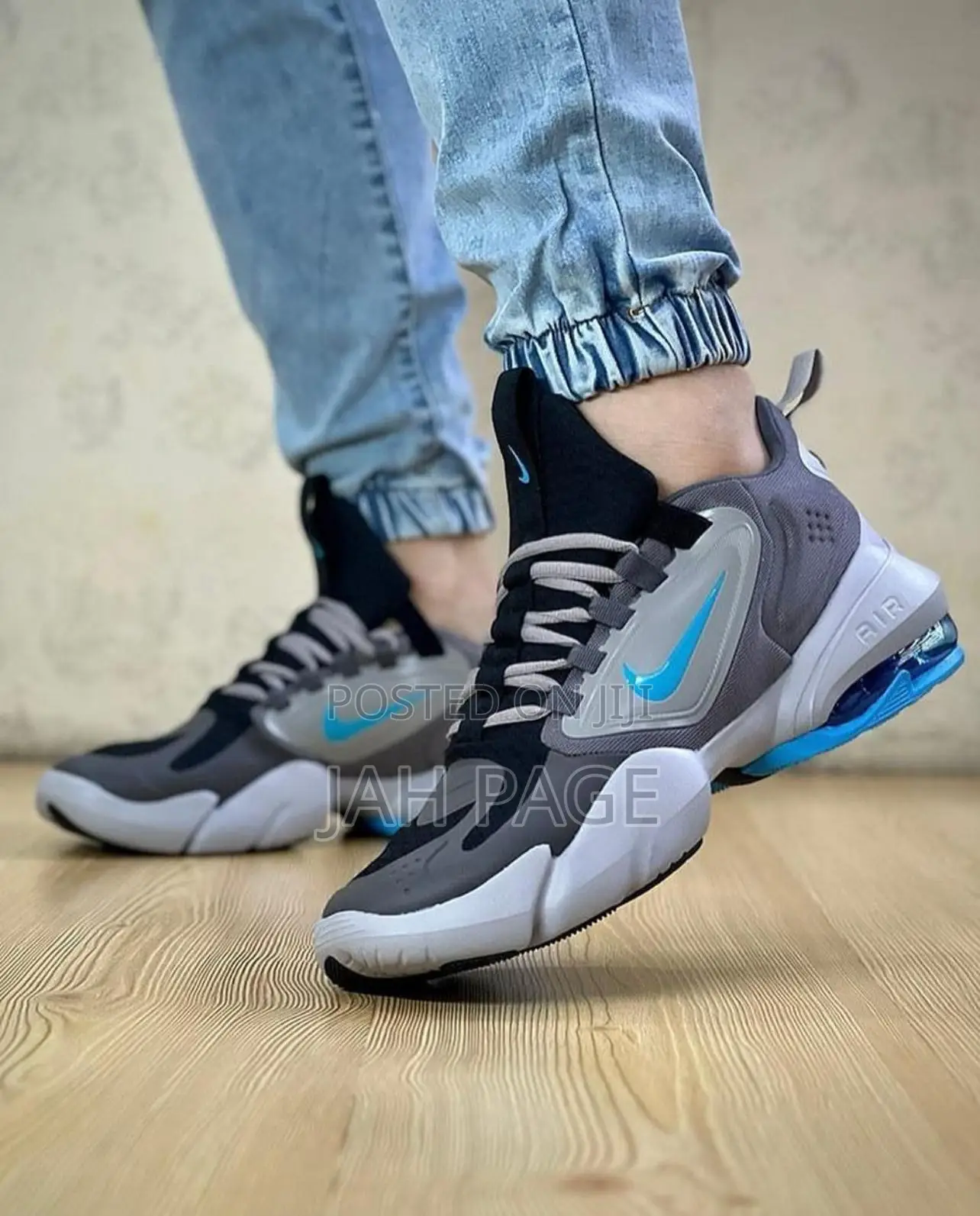 Nike Air Max Alpha Savage