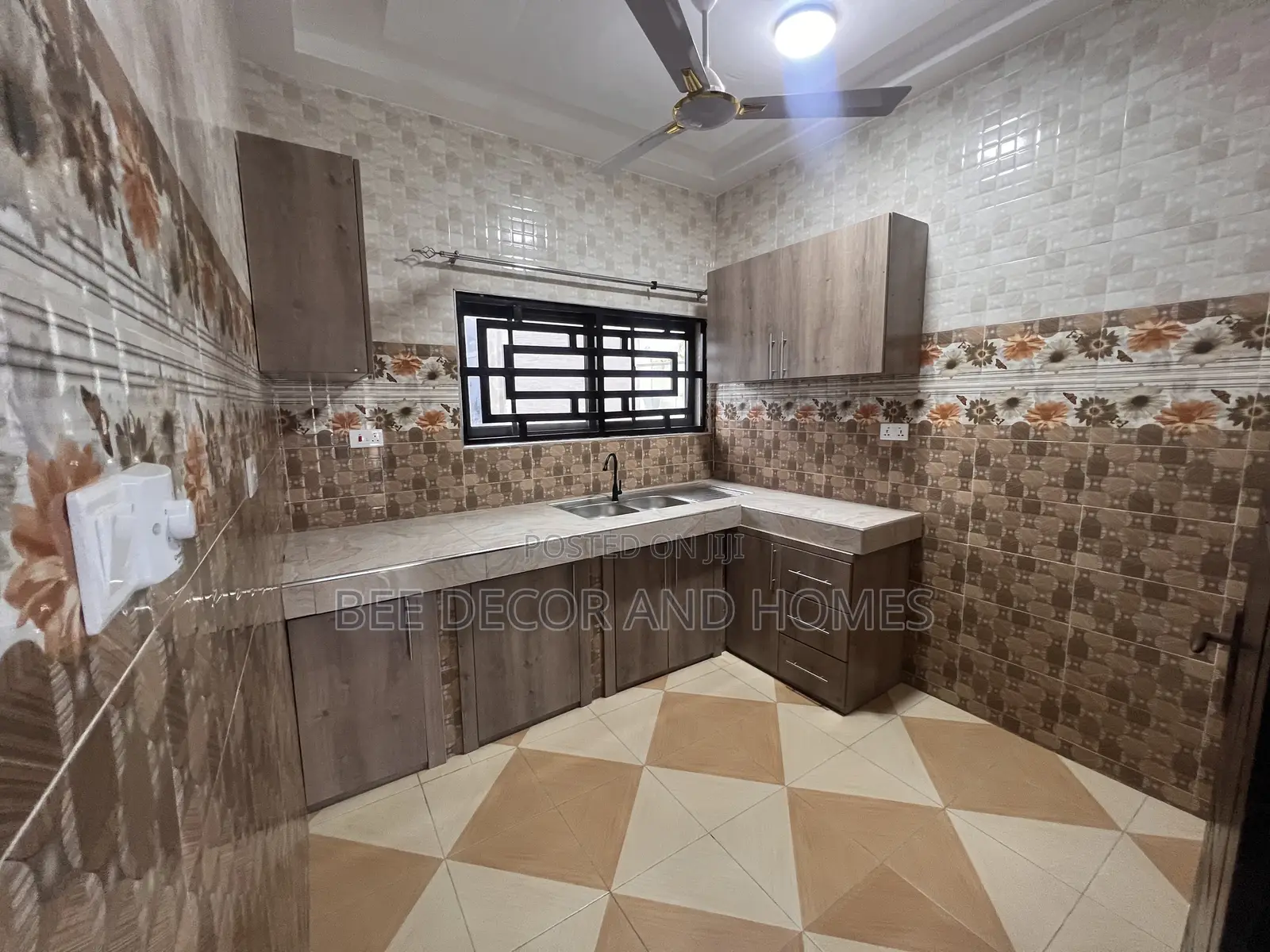 2bdrm Apartment in Bee Decor & Homes, Agbogba for rent