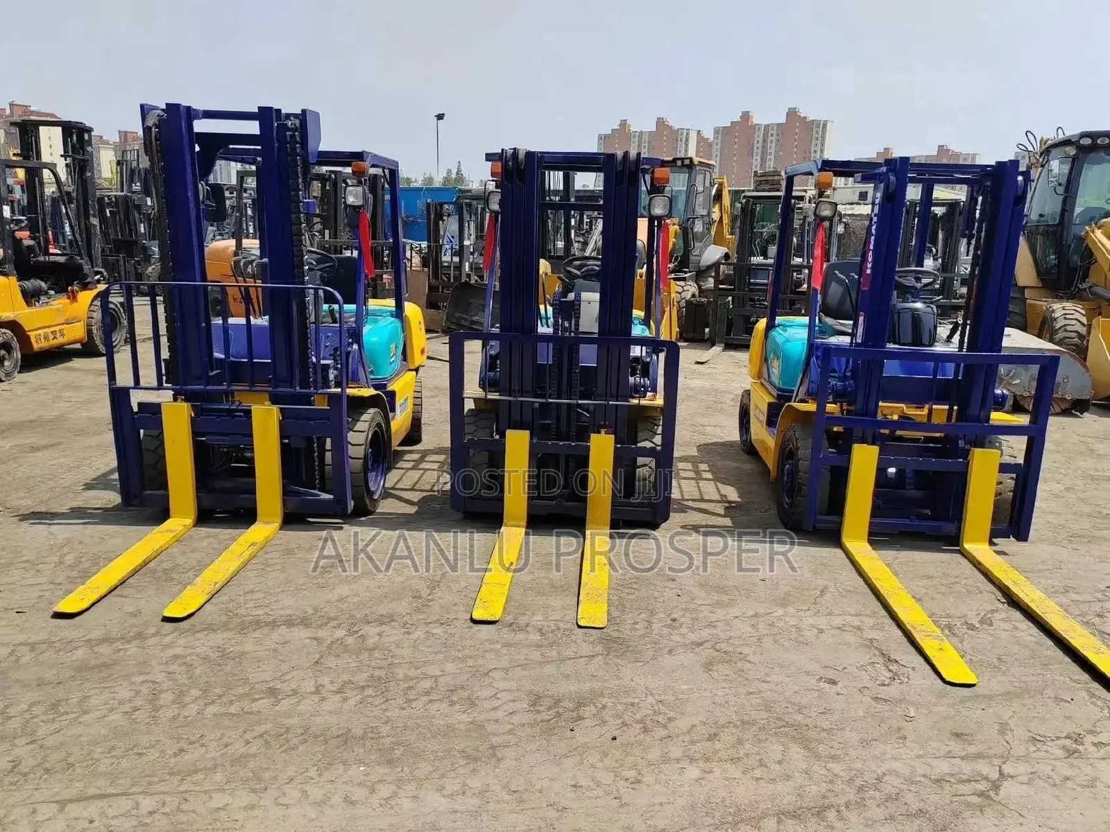 Rent Cranes, Concrete Mixers, Dump Trucks, Flat Body, Water Tankers