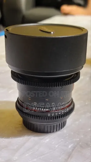 Rokinon 14mm T3.1 Cine Ds Lens for Canon Ef Mount