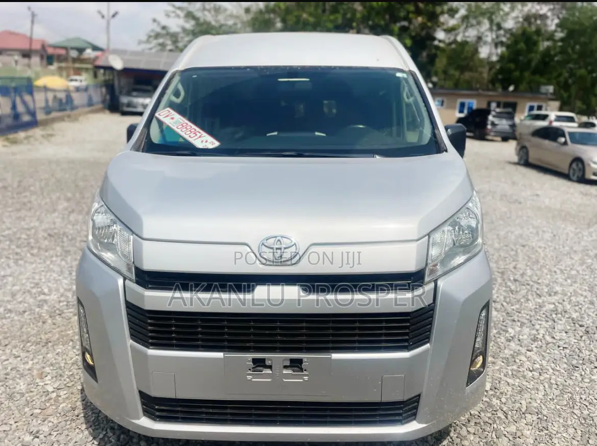 Toyota Hiance for Rent